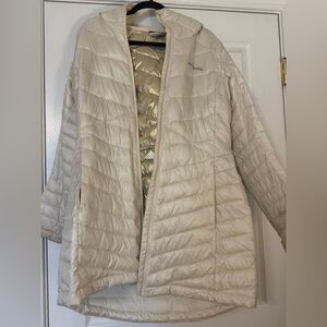 Columbia Cream Lightweight joy peak mid insulated hooded jacket